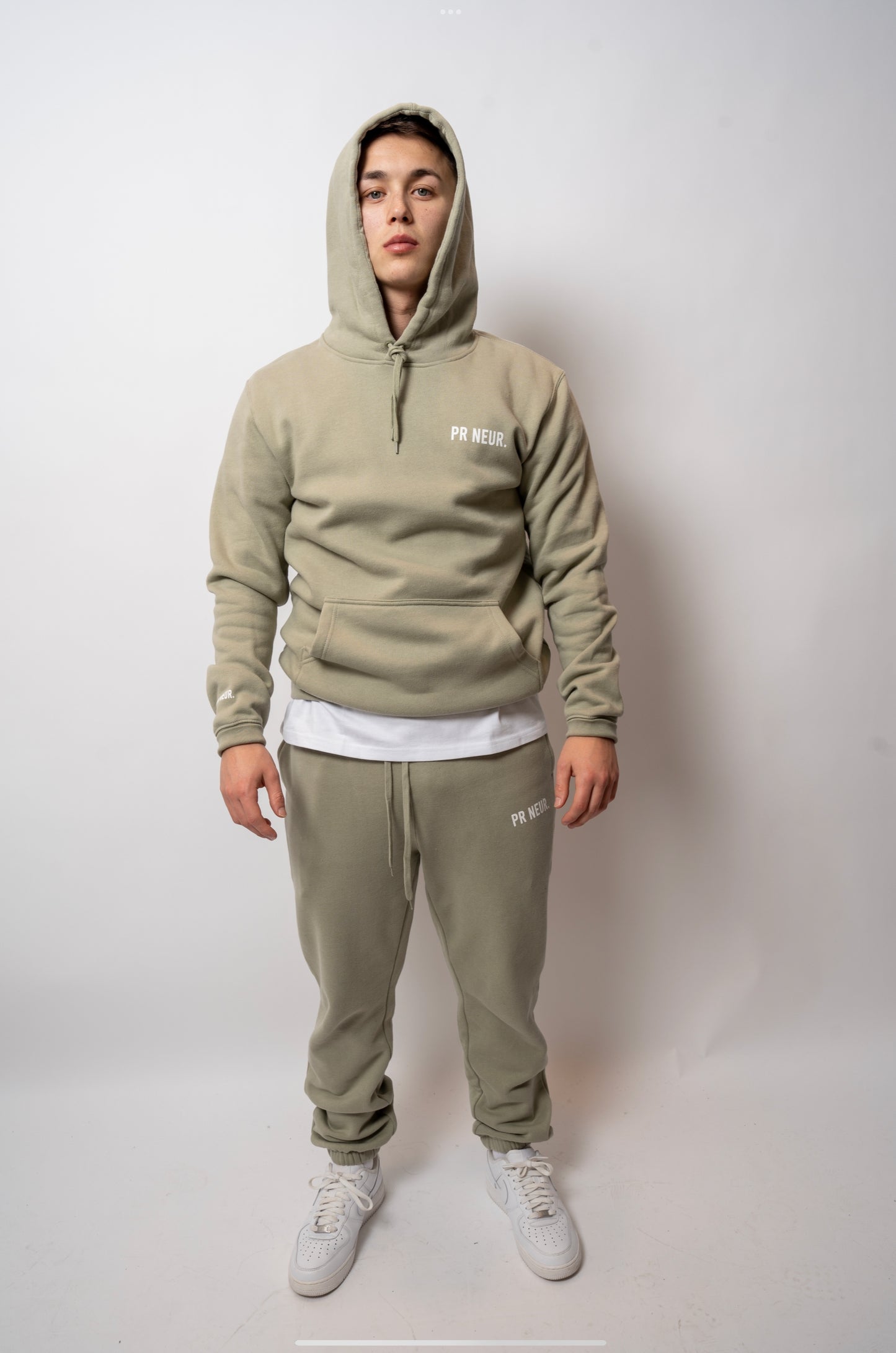 PR NEUR ESSENTIAL TRACK BOTTOMS - PISTACHIO