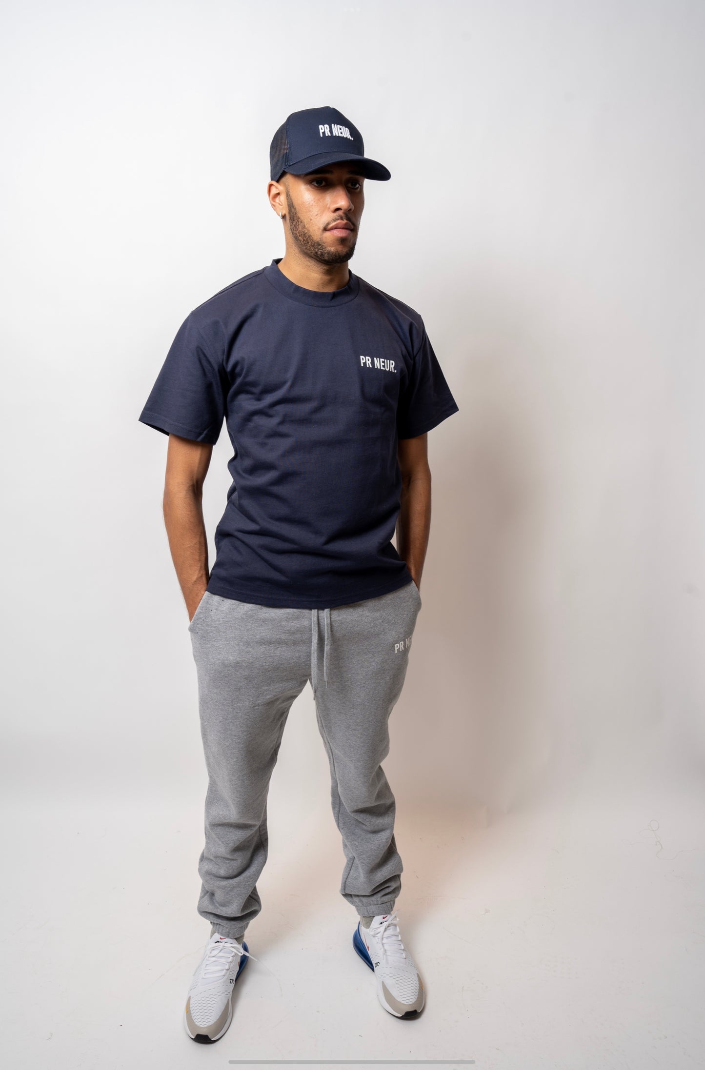 PR NEUR. TRUCKER CAP - NAVY / WHITE