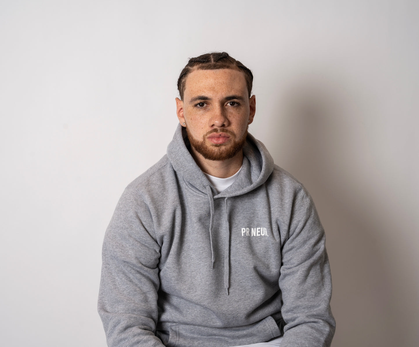 PR NEUR ESSENTIAL HOODIE - ATHLETIC HEATHER GREY
