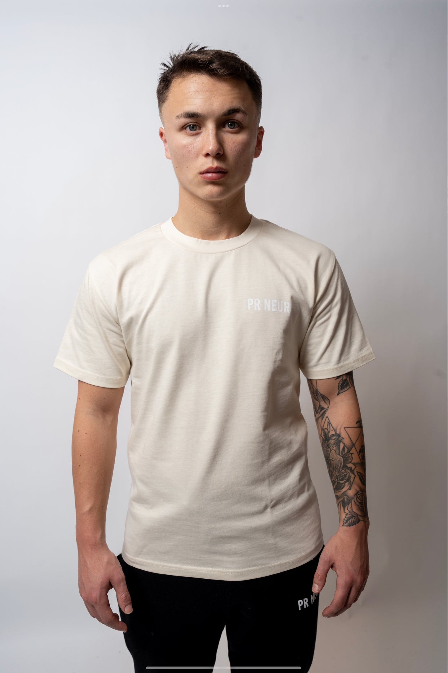 PR NEUR CLASSIC T-SHIRT - ECRU